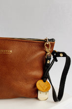 Load image into Gallery viewer, Naomi Leather Zipper Clutch | Camel