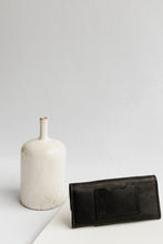 Load image into Gallery viewer, Wallet | Black + Camel Leather
