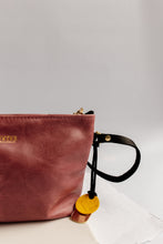Load image into Gallery viewer, Naomi Leather Zipper Clutch | Blush