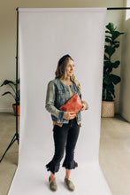 Load image into Gallery viewer, Naomi Leather Zipper Clutch | Blush